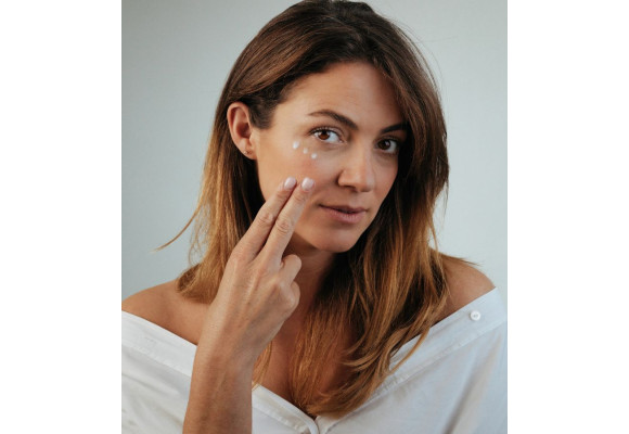 Our tips for reducing wrinkles around the eyes